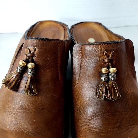 Ariat Brown Leather Clog with Tassels Women's size 9.5 Mendocino 93897 Mule Shoe - Picture 4 of 9